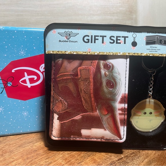 Baby Yoda Wallet and Key chain- STAR WARS - Picture 2 of 5